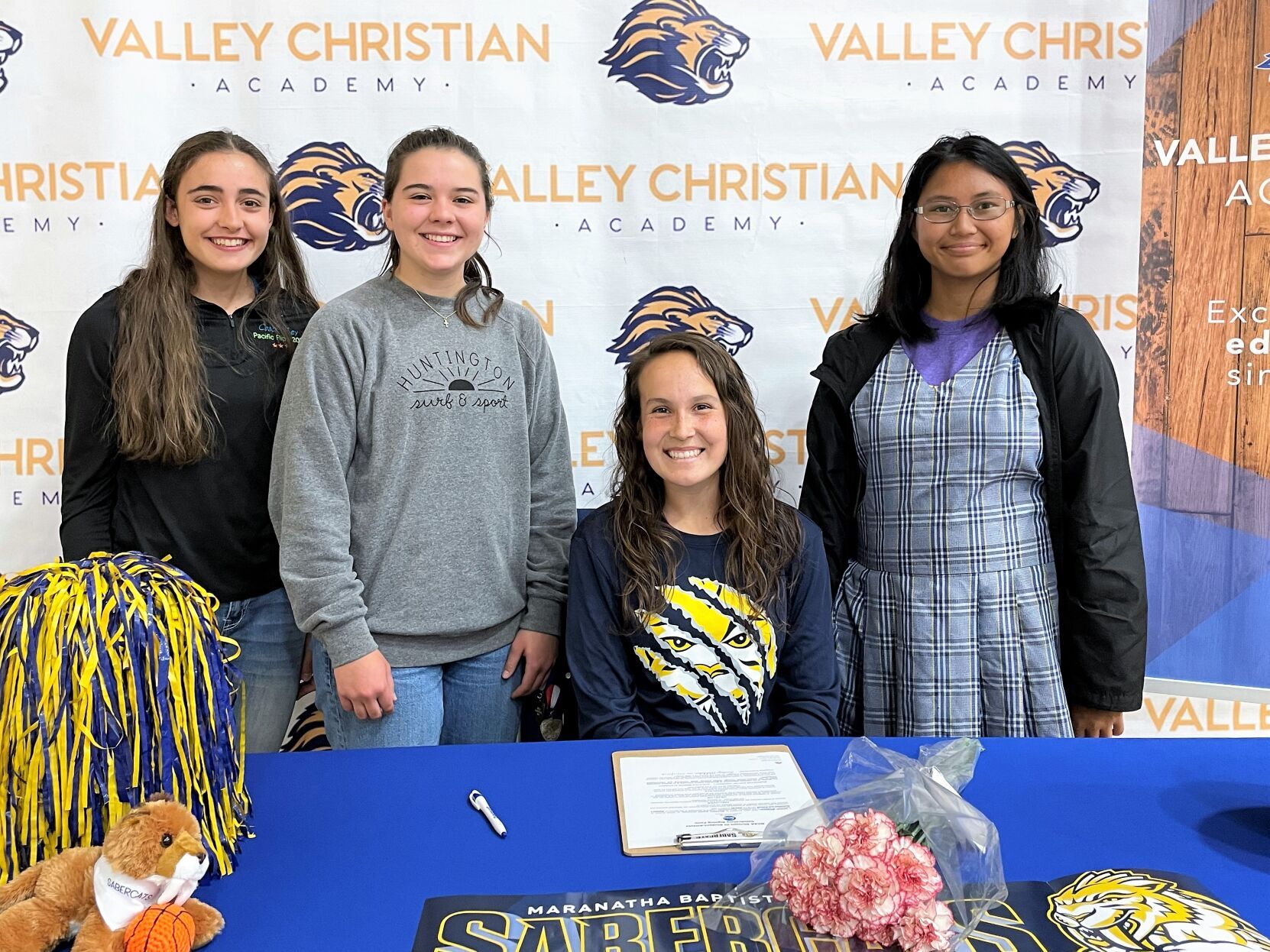 051122 Mikkelson Signs 10.jpg